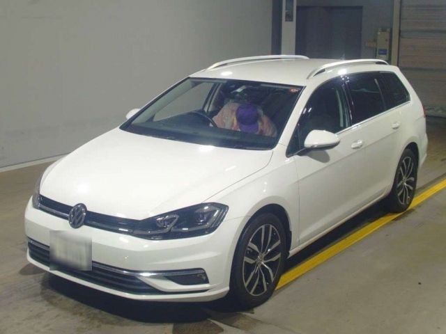 5053 Volkswagen Golf variant AUCHP 2019 г. (TAA Yokohama)